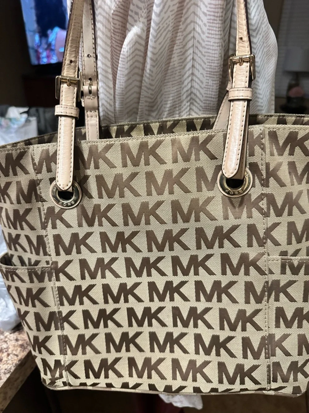Michael Kors Tan and Beige MK Logo Tote with Gold Charm - Picture 3 of 6
